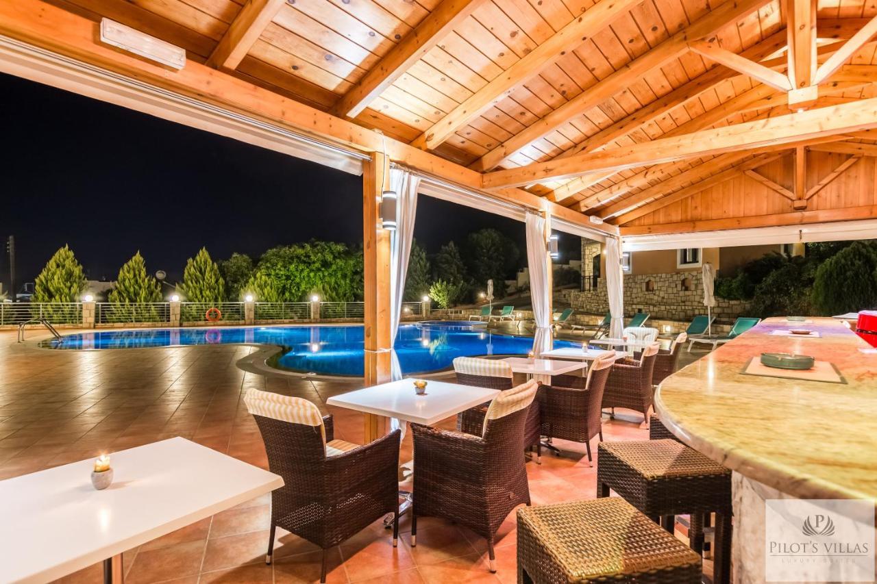 Pilot'S Villas Luxury Suites Hersonissos  Exterior foto