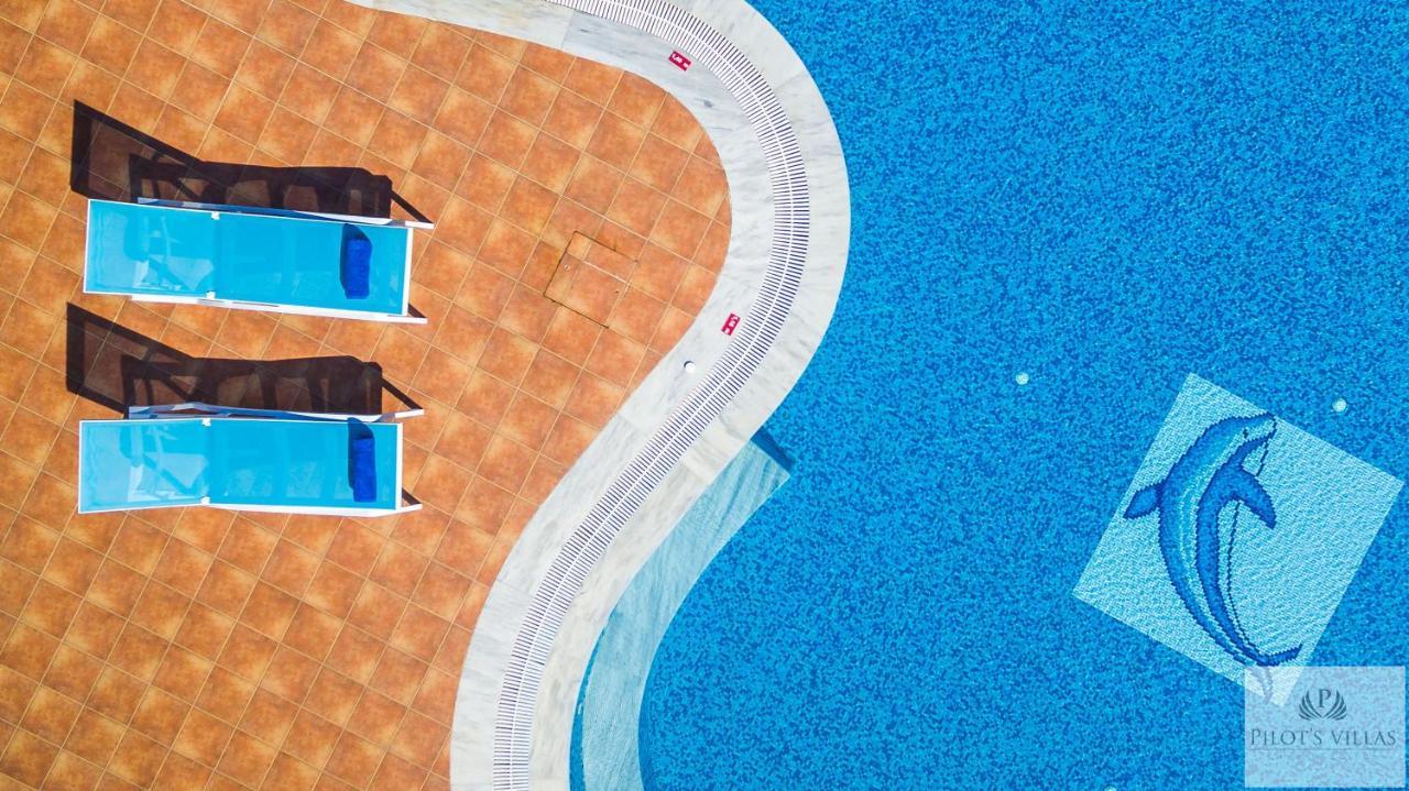 Pilot'S Villas Luxury Suites Hersonissos  Exterior foto