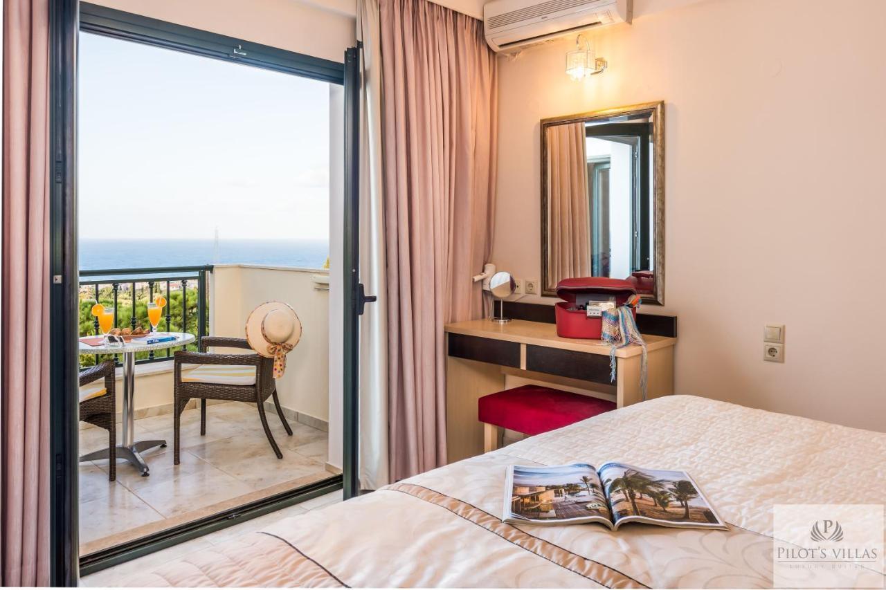 Pilot'S Villas Luxury Suites Hersonissos  Exterior foto